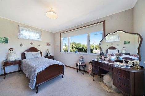 Photo of property in 12 Carter Road, Oratia, Auckland, 0604