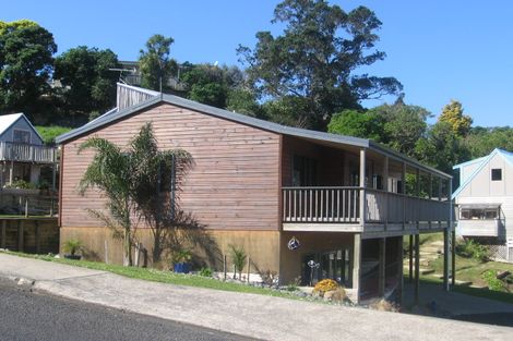 Photo of property in 15b Centennial Drive, Whitianga, 3510
