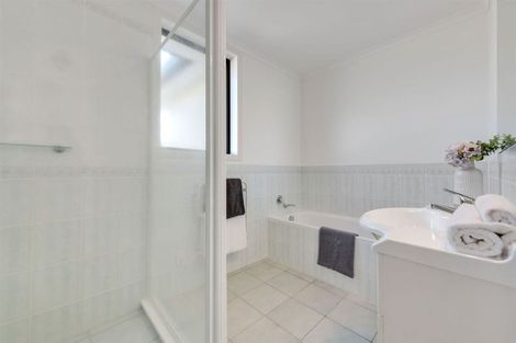 Photo of property in 7 Sheddings Lane, East Tamaki, Auckland, 2016