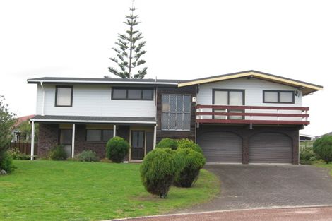 Photo of property in 26 Easdale Place, Pauanui, Hikuai, 3579