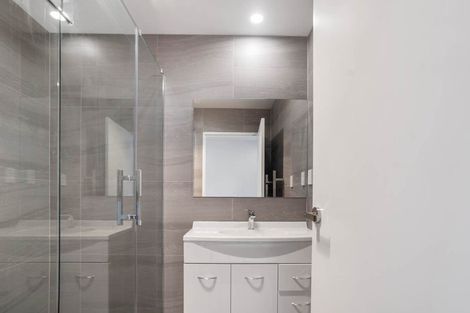 Photo of property in 3 Valour Lane, Papakura, 2110