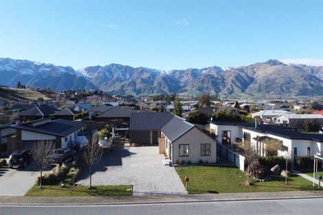 Photo of property in 9 Little Maude Drive, Lake Hawea, Wanaka, 9382