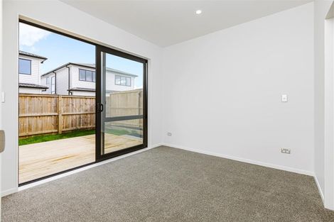 Photo of property in 38 Hari Road, Karaka, 2113