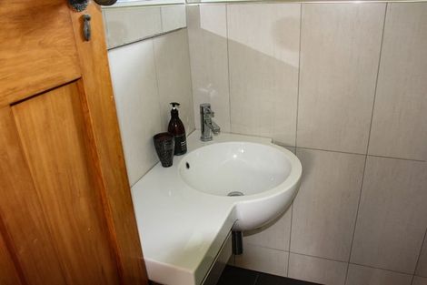 Photo of property in 90a Awa Road, Seatoun, Wellington, 6022