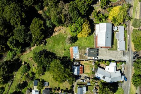 Photo of property in 24 Waikoukou Valley Road, Waimauku, 0812