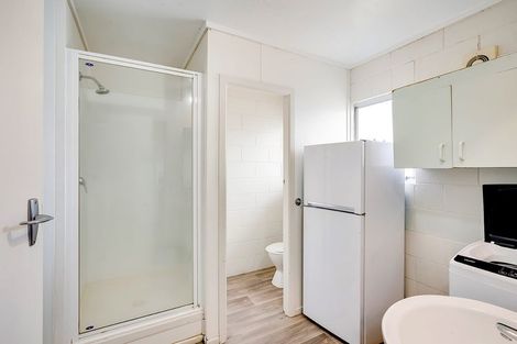 Photo of property in 9/3 Tralee Place, Hillcrest, Hamilton, 3216
