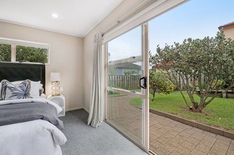 Photo of property in 36 Woodstock Road, Forrest Hill, Auckland, 0620