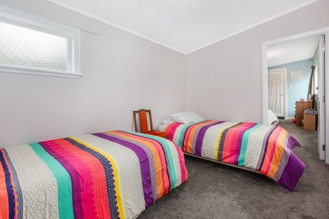 Photo of property in 61 Bayview Road, Paremata, Porirua, 5024