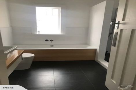 Photo of property in 7 Cuba Street, Petone, Lower Hutt, 5012