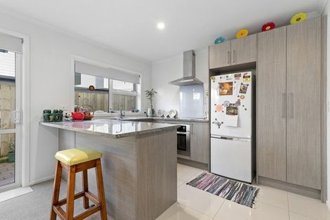 Photo of property in 2/72 Carrington Avenue, Silverdale, Hamilton, 3216