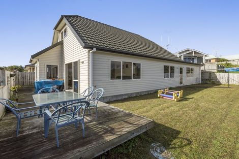 Photo of property in 50 Waikite Road, Welcome Bay, Tauranga, 3112
