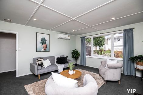 Photo of property in 58 Catherine Crescent, Paparangi, Wellington, 6037