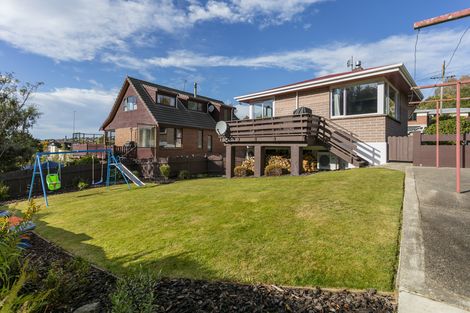 Photo of property in 9 Colquhoun Street, Glenross, Dunedin, 9011