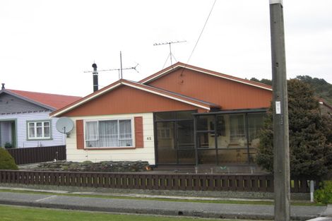 Photo of property in 45 Inverness Street, Dunollie, Runanga, 7803