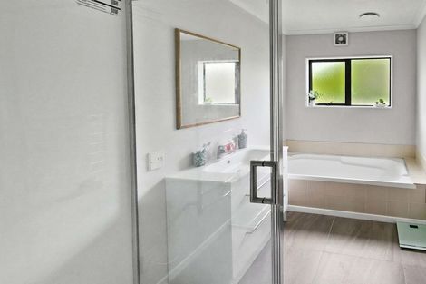 Photo of property in 167a George Street, Stokes Valley, Lower Hutt, 5019