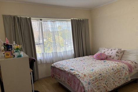 Photo of property in 49 Woodglen Road, Glen Eden, Auckland, 0602