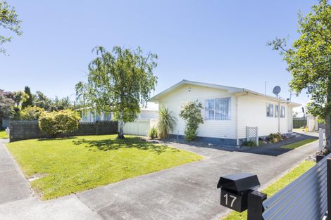 Photo of property in 17 Abraham Crescent, Milson, Palmerston North, 4414