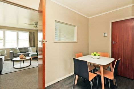 Photo of property in 2/65 Middle Road, Havelock North, 4130