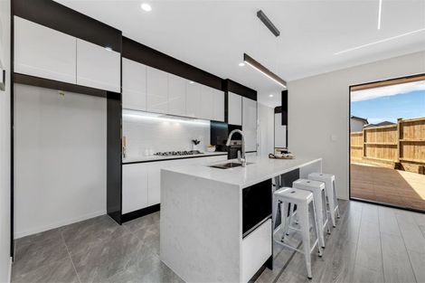 Photo of property in 73 Koromeke Street, Flat Bush, Auckland, 2019