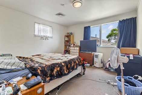 Photo of property in 119 Waimumu Road, Massey, Auckland, 0614