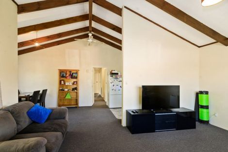 Photo of property in 37 Tennyson Drive, Owhata, Rotorua, 3010