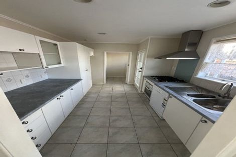 Photo of property in 9 Wycherley Drive, Bucklands Beach, Auckland, 2014