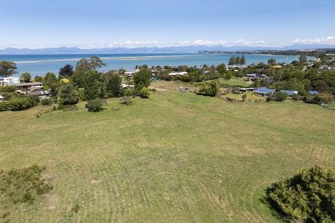 Photo of property in 35 Motueka Quay, Motueka, 7120
