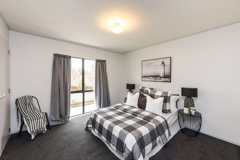 Photo of property in 1 Lydia Place, Kelvin Grove, Palmerston North, 4414