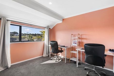 Photo of property in 6/102 Greenhithe Road, Greenhithe, Auckland, 0632