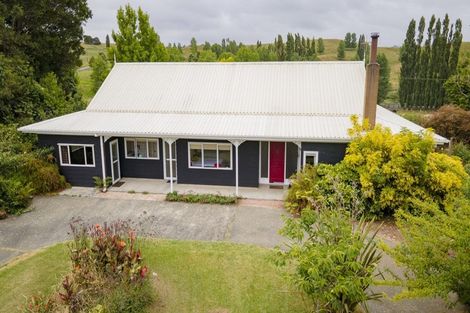 Photo of property in 381 Bickerstaffe Road, Maungaturoto, 0587