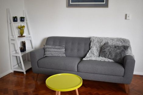 Photo of property in 268 Oriental Parade, Oriental Bay, Wellington, 6011