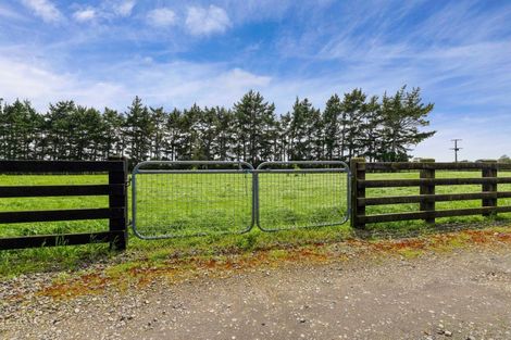 Photo of property in 312 Corbett Road, Paraite, New Plymouth, 4373