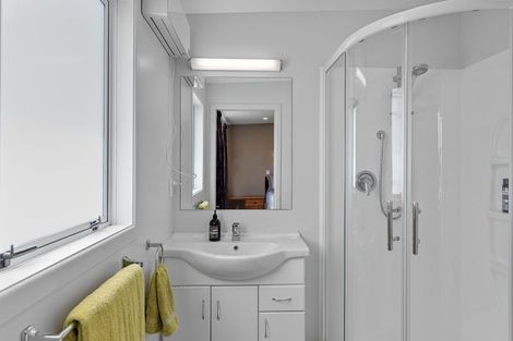 Photo of property in 16 Mount Avenue, Te Aroha, 3320