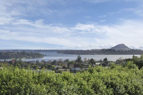 Photo of property in 50 Waikite Road, Welcome Bay, Tauranga, 3112