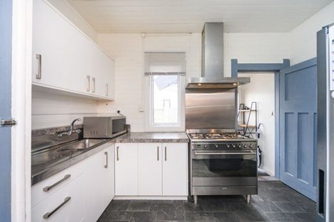 Photo of property in 518a Tremaine Avenue, Takaro, Palmerston North, 4410