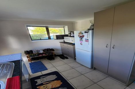 Photo of property in 6 Hume Drive, Hillcrest, Auckland, 0627