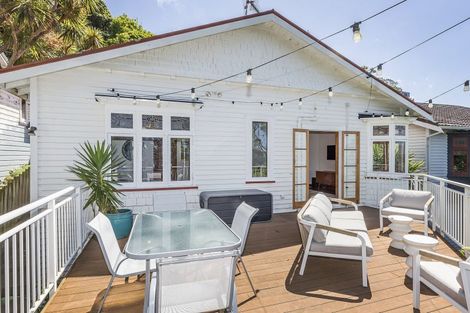 Photo of property in 28 Tavistock Road, Melrose, Wellington, 6023