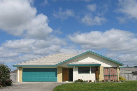 Photo of property in 34 Blake Boulevard, Papamoa Beach, Papamoa, 3118