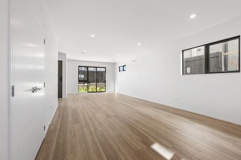 Photo of property in 179 Henwood Road, Westgate, 0814