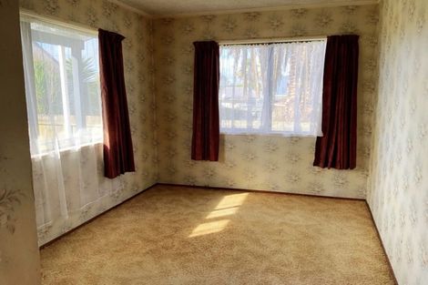 Photo of property in 7b Edgewater Parade, Waiuku, 2123