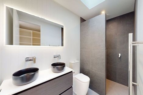 Photo of property in 39 Kotare Street, Waikanae, 5036