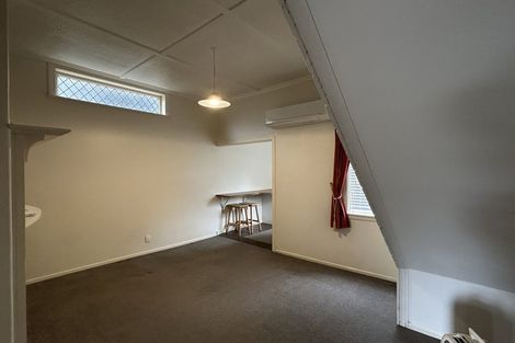 Photo of property in 37 Brougham Street, Mount Victoria, Wellington, 6011
