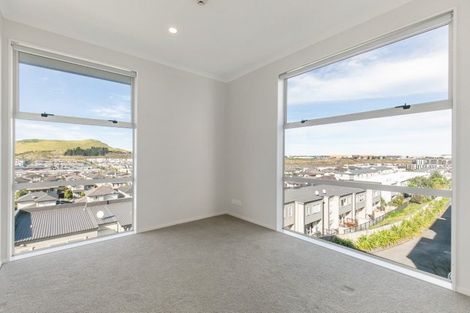 Photo of property in 38 Magma Crescent, Stonefields, Auckland, 1072