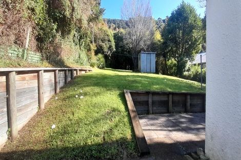 Photo of property in 19 Main Road, Havelock, 7100