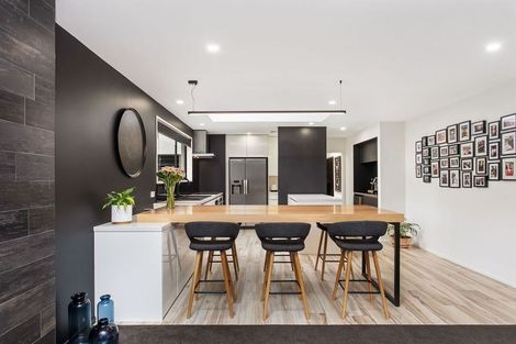 Photo of property in 2 Rembrandt Place, Burnside, Christchurch, 8053