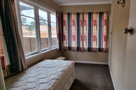 Photo of property in 20 Aorangi Place, Birkenhead, Auckland, 0626
