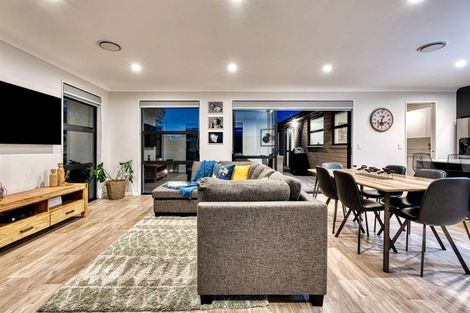 Photo of property in 382a Tuakau Road, Buckland, Pukekohe, 2677