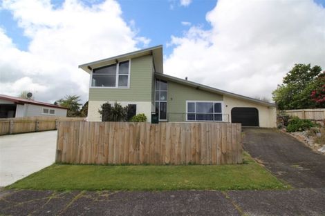 Photo of property in 43 Aotea Crescent, Tokoroa, 3420