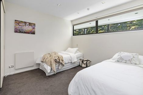 Photo of property in Patent 326 Apartments, 504s/326 Evans Bay Parade, Hataitai, Wellington, 6021