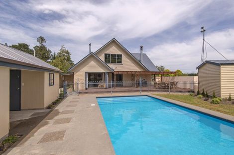 Photo of property in 1494 Telegraph Road, Charing Cross, Darfield, 7571